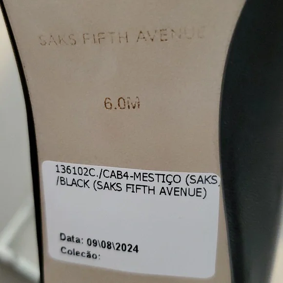 Saks 5th Ave womens Black Leather Kitten Heel Pumps Size 6 like new no box - Picture 5 of 8